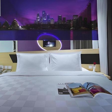 G Suites Hotel By Amithya Сурабая Экстерьер фото